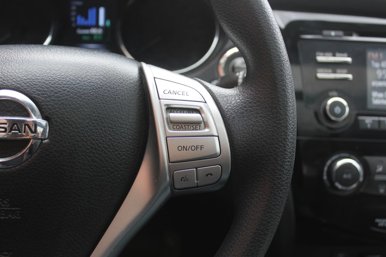 2014 Nissan Rogue S/SV Image principale