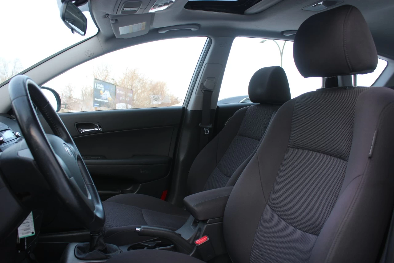 2012 Hyundai Elantra GLS Main Image