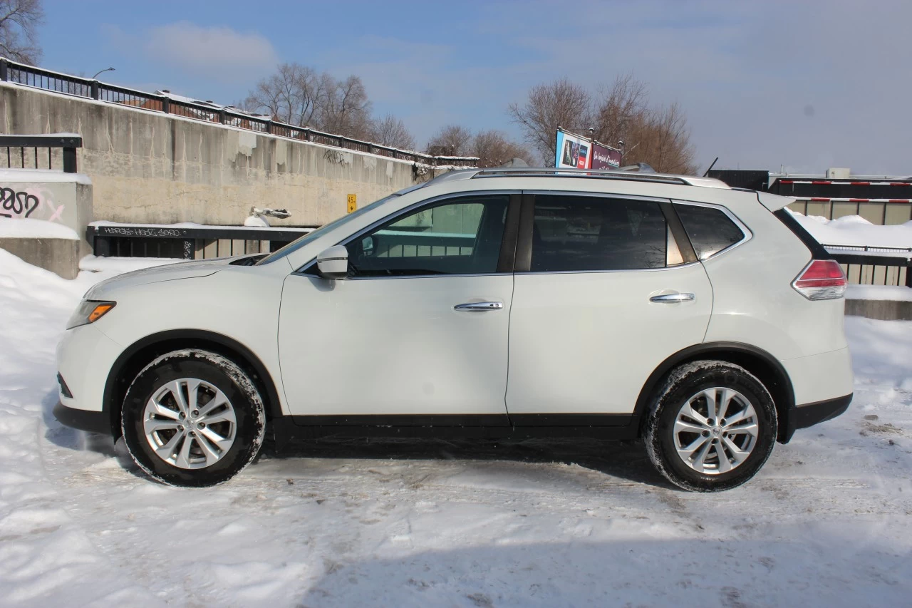 2016 Nissan Rogue SV Image principale