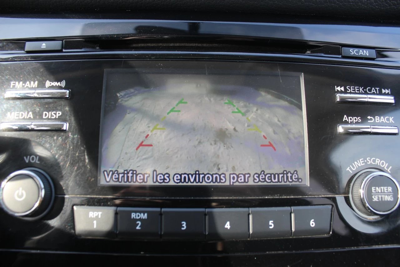 2016 Nissan Rogue SV Image principale