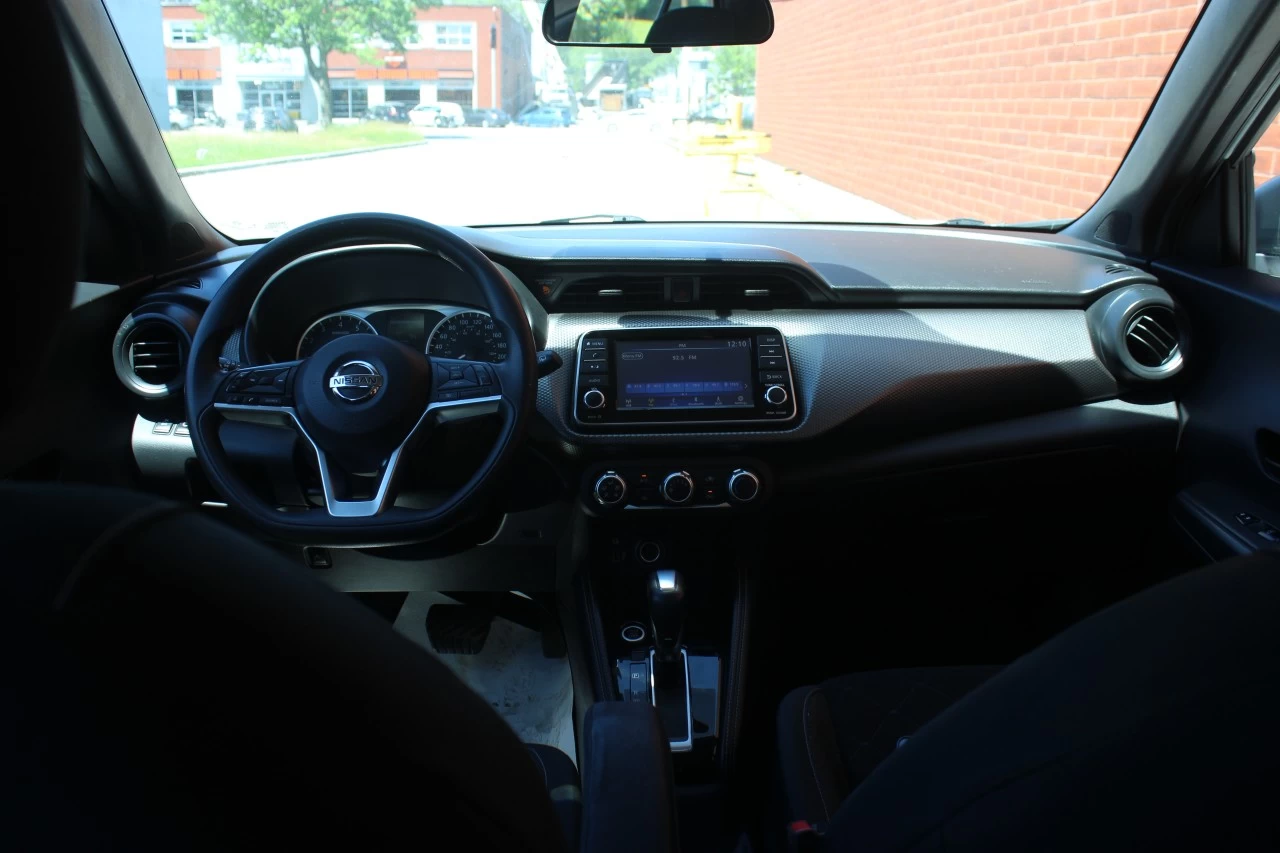 2019 Nissan Kicks S/SV/SR Main Image