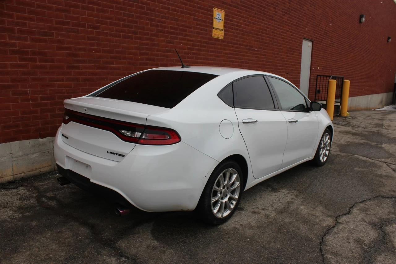 2016 Dodge Dart Limited Image principale