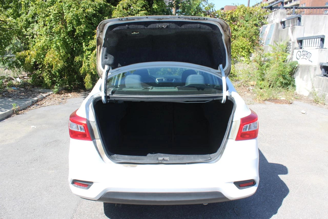 2017 Nissan Sentra SV Main Image