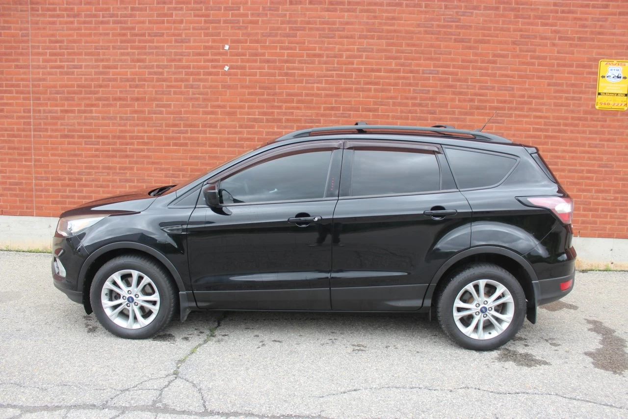 2018 Ford Escape SE Image principale