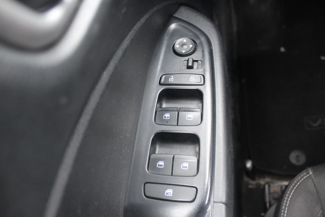 2020 Hyundai Venue Preferred Main Image