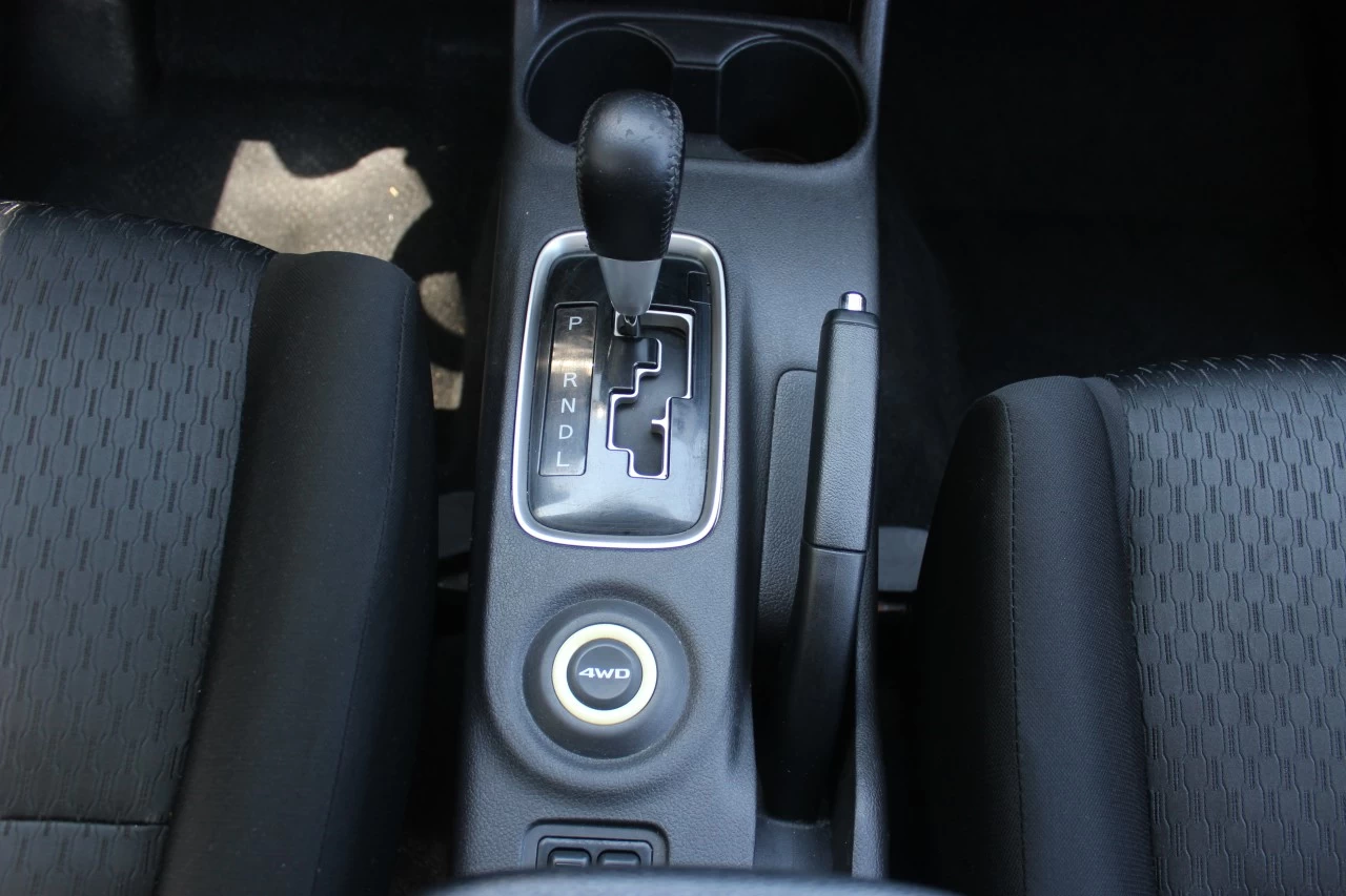 2014 Mitsubishi Outlander SE Image principale