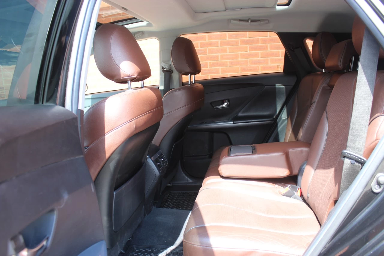 2016 Toyota Venza 4dr Wgn AWD Main Image