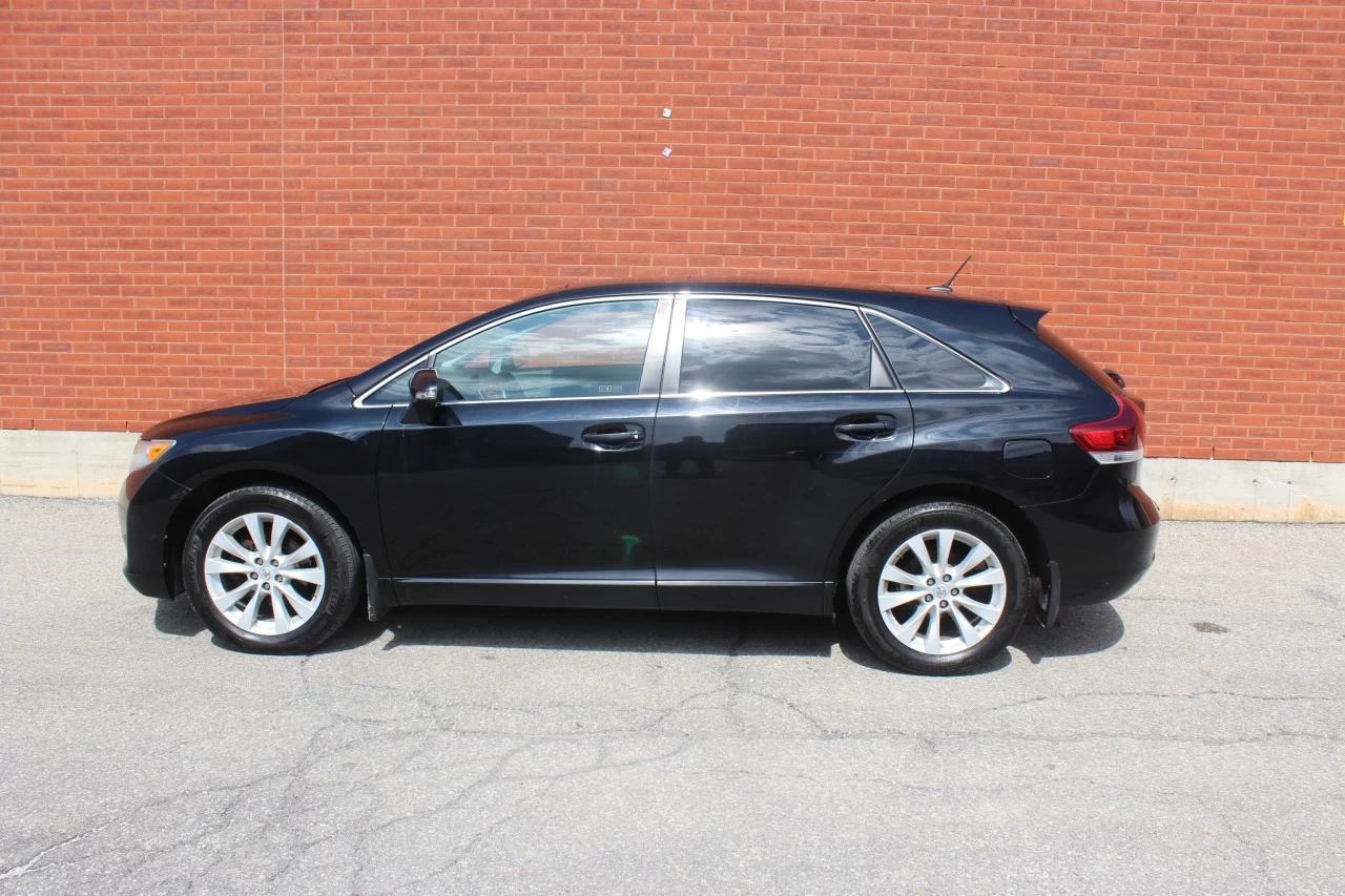 2016 Toyota Venza 4dr Wgn AWD Main Image