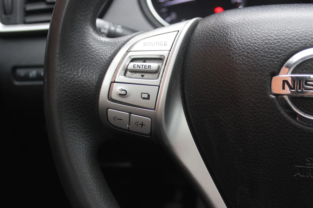 2014 Nissan Rogue S/SV Image principale