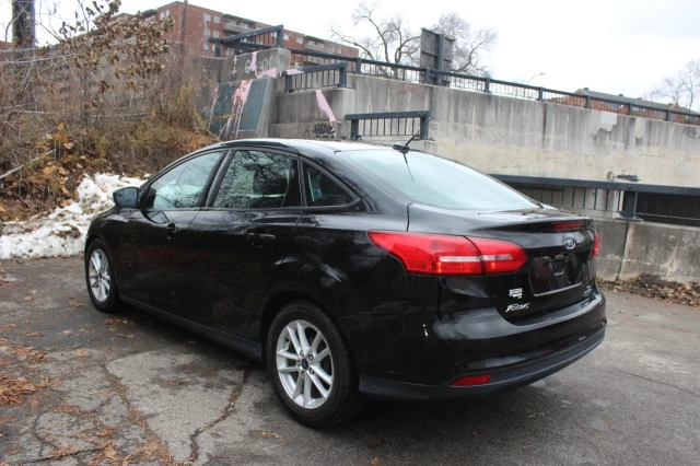 Ford Focus SE 2016