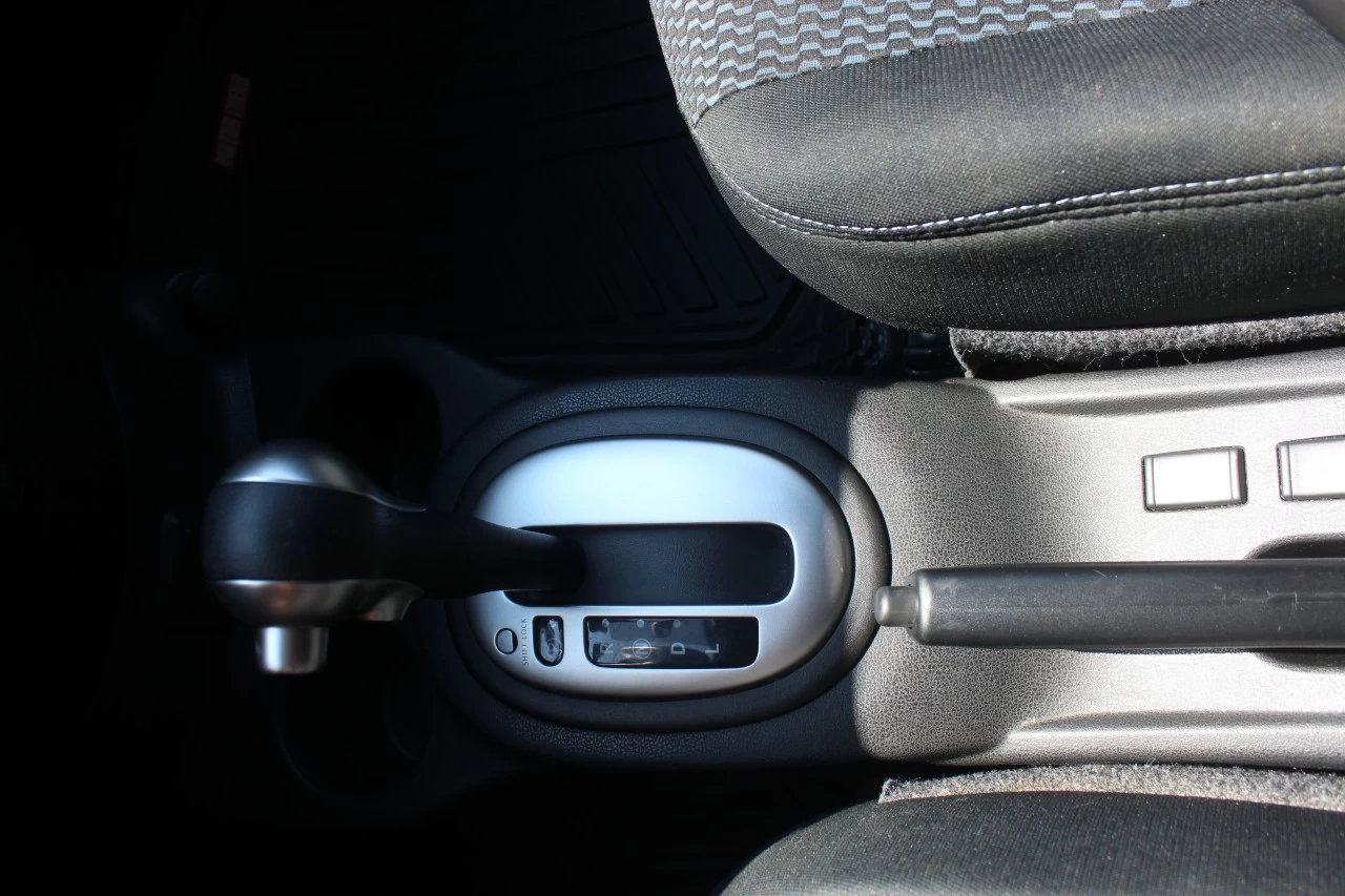 2017 Nissan Versa Note SV Image principale