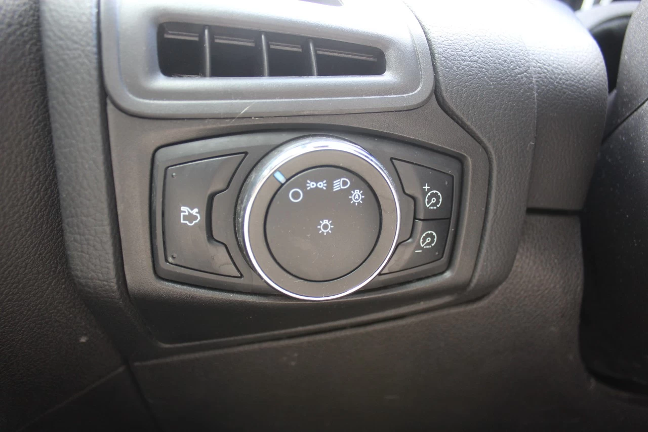 2013 Ford Focus SE Image principale