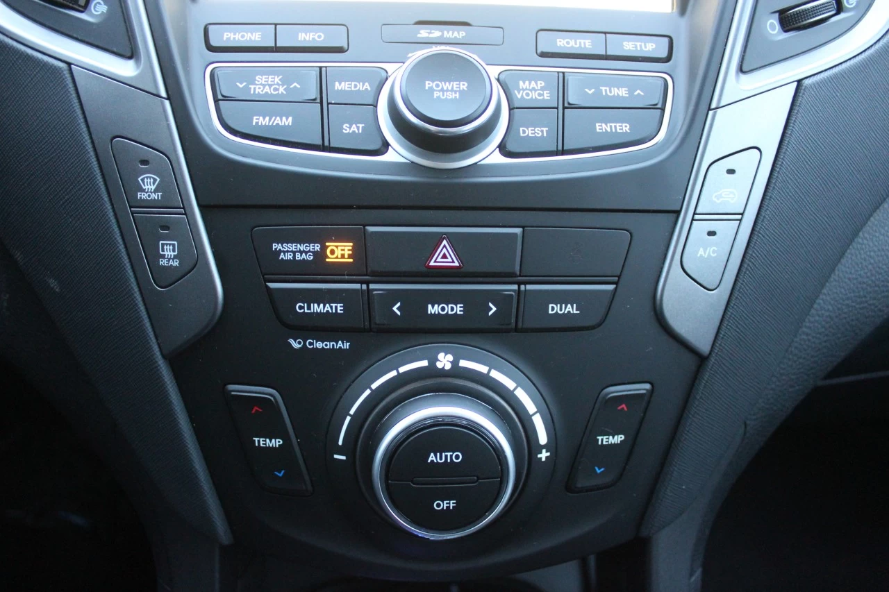 2013 Hyundai Santa Fe SE Image principale