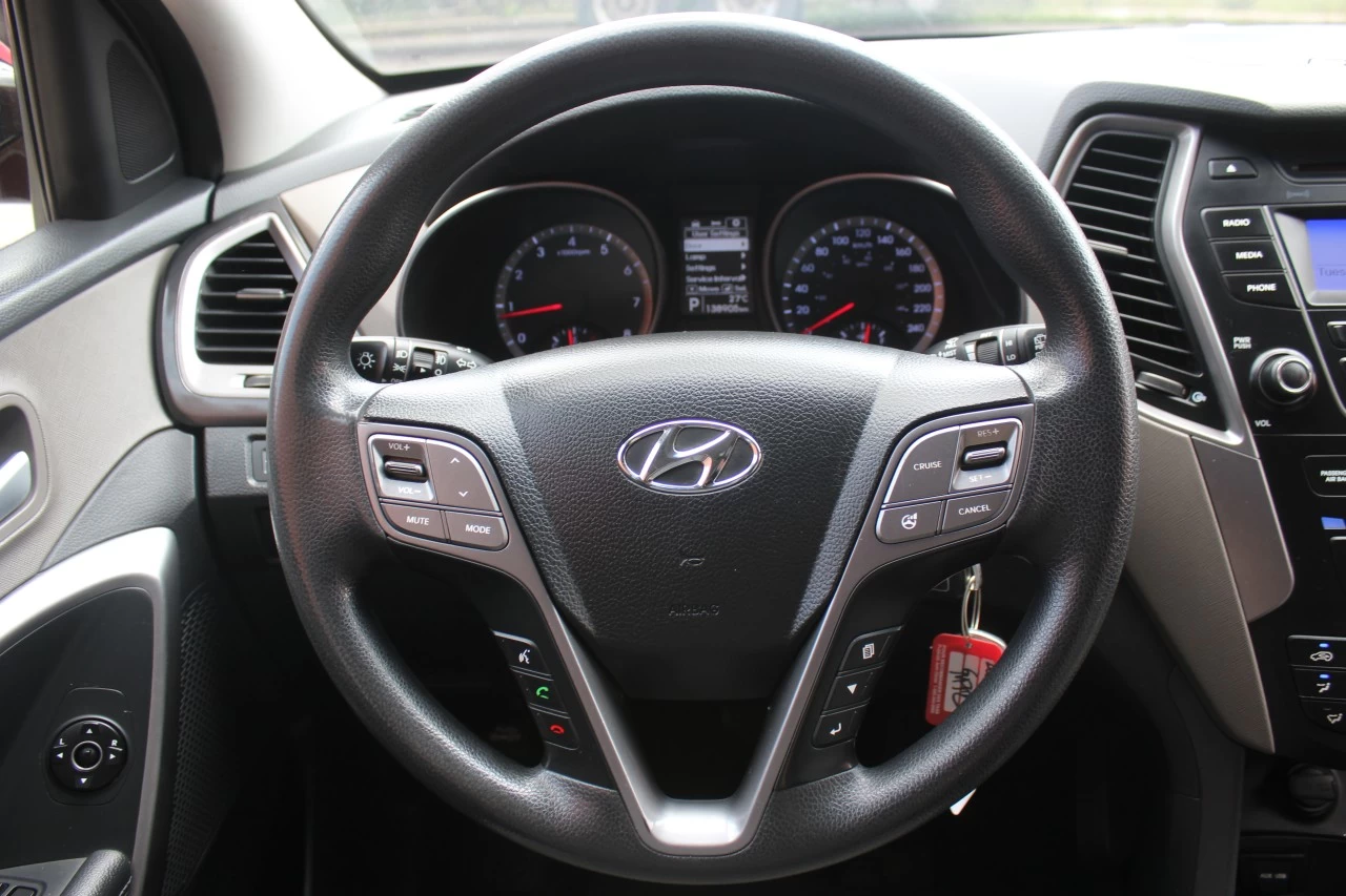 2013 Hyundai Santa Fe FWD 4dr 2.4L Auto Main Image