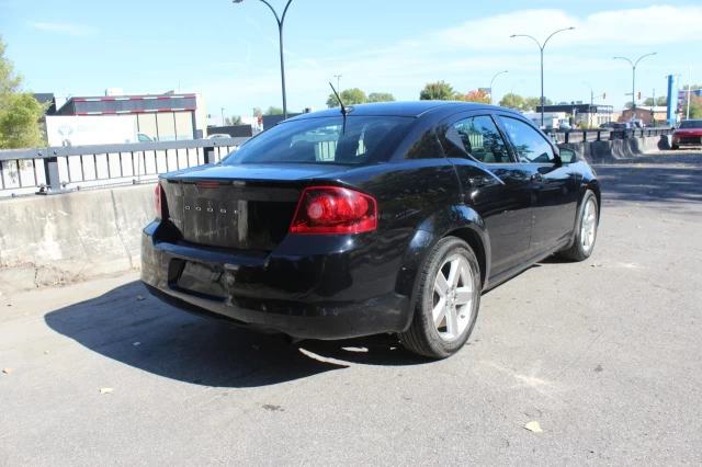 Dodge Avenger 4dr Sdn 2013