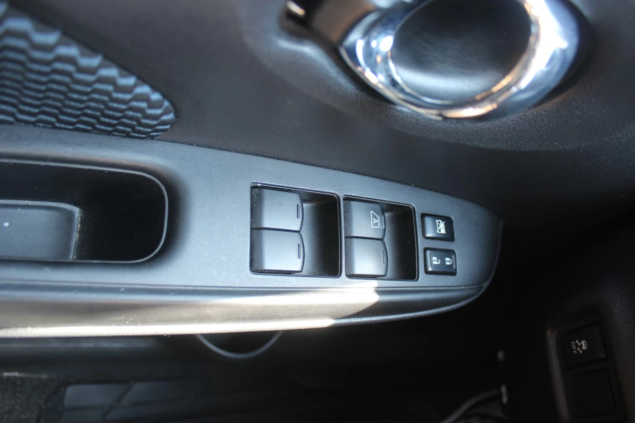 2017 Nissan Versa Note SV Image principale