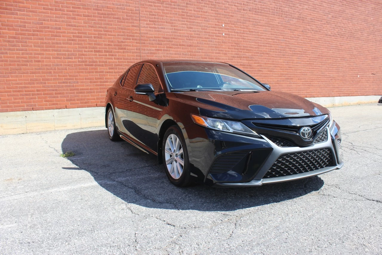 2018 Toyota Camry  Main Image