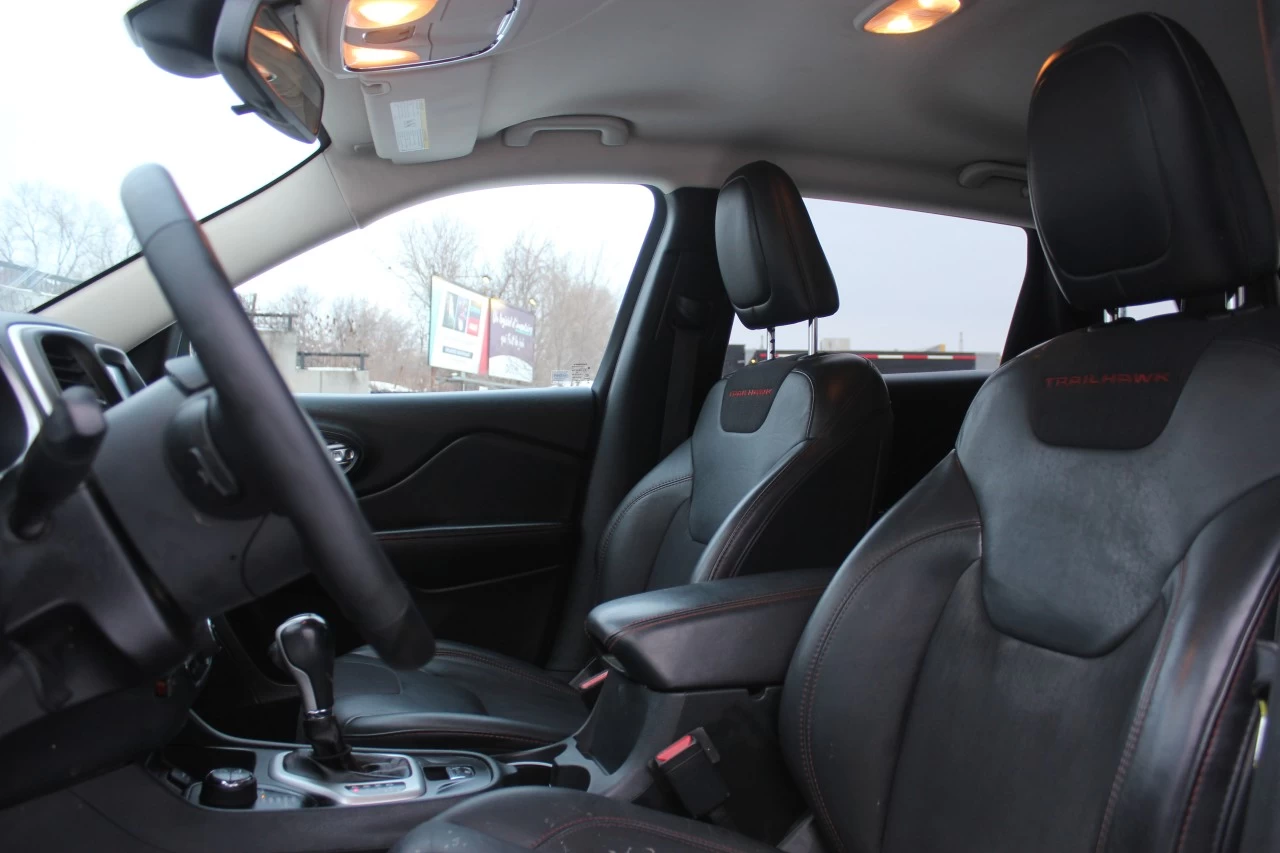 2016 Jeep Cherokee Trailhawk Image principale