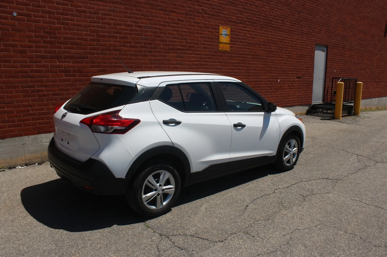 2019 Nissan Kicks S/SV/SR Main Image