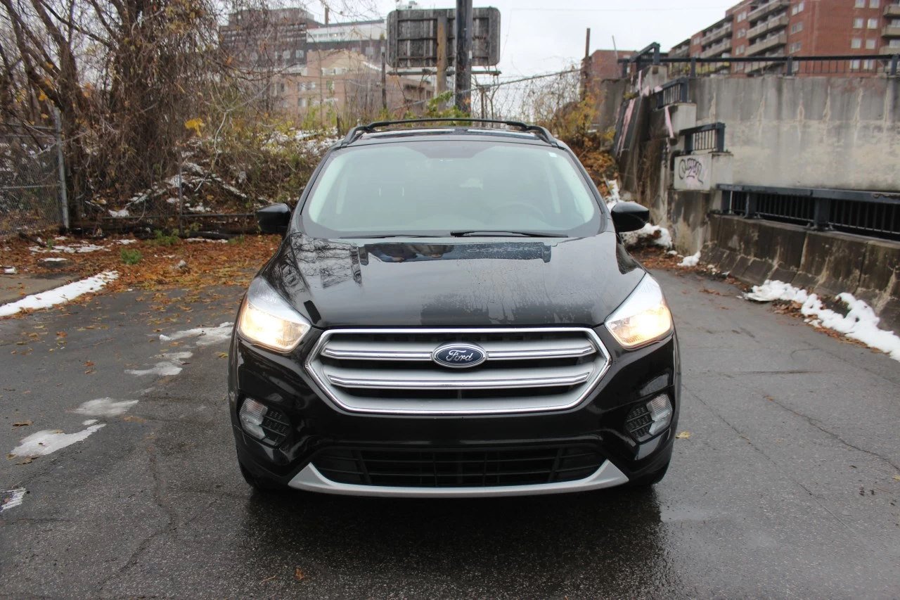 2018 Ford Escape SE Image principale