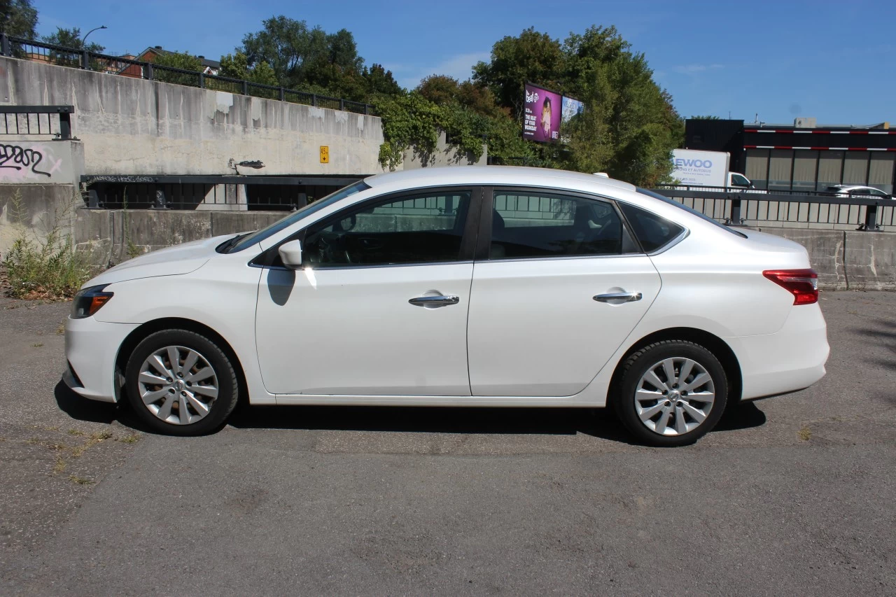 2017 Nissan Sentra SV Main Image