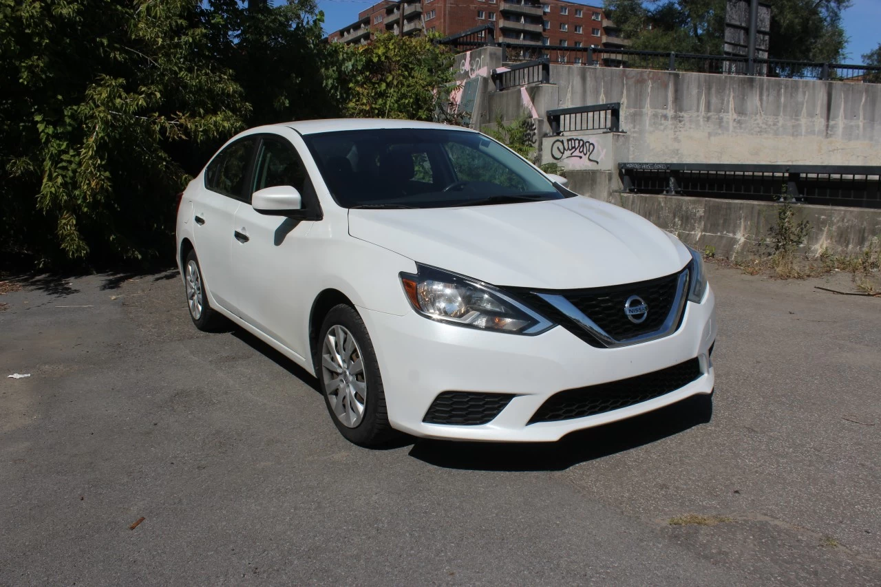 2017 Nissan Sentra SV Main Image