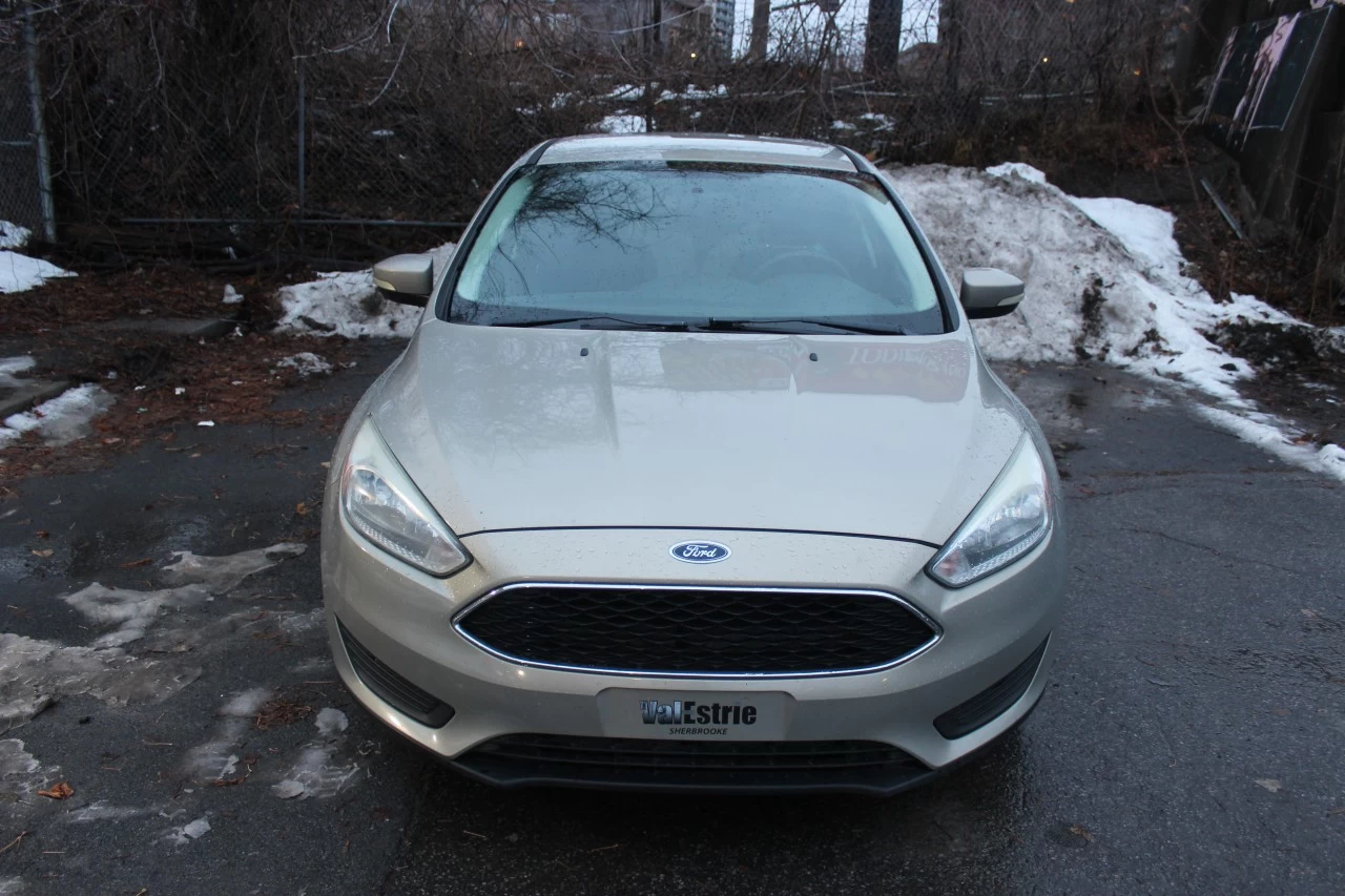 2016 Ford Focus SE Image principale