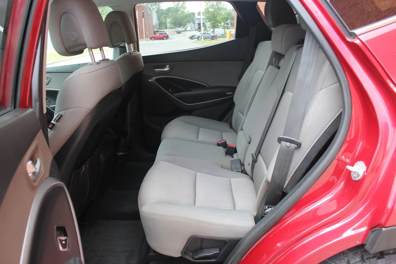 2013 Hyundai Santa Fe FWD 4dr 2.4L Auto Main Image