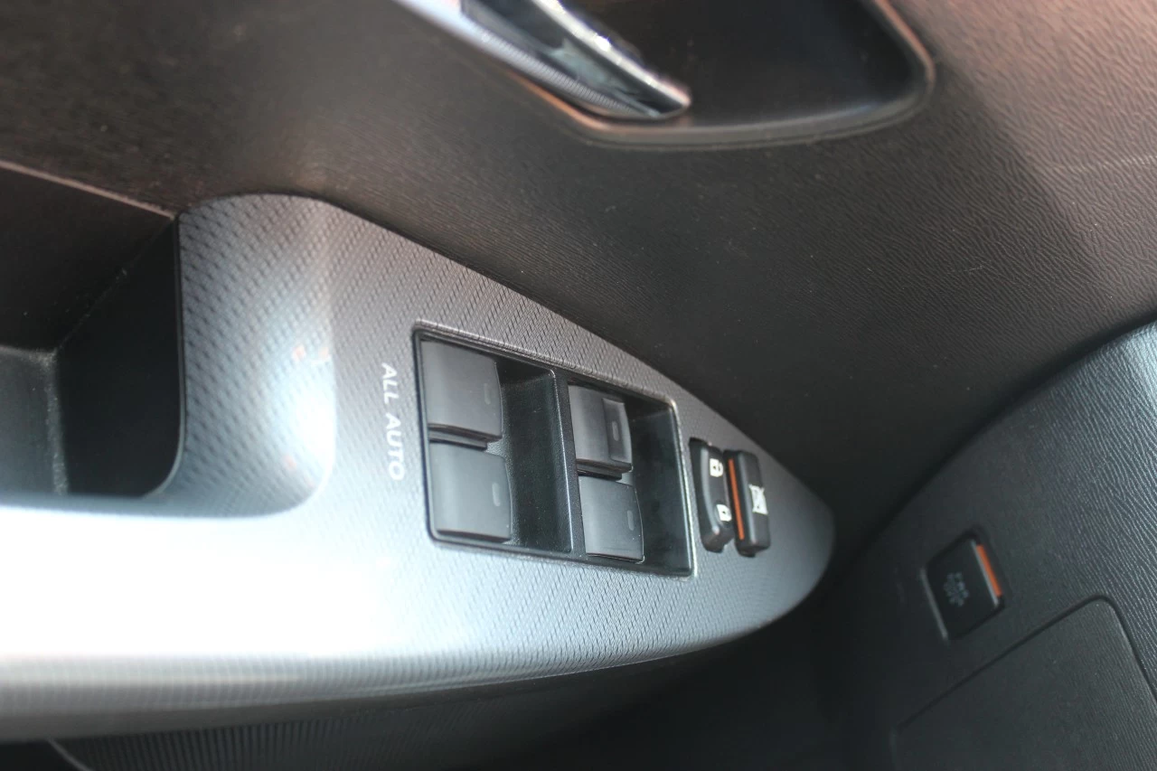 2016 Toyota Venza 4dr Wgn AWD Main Image