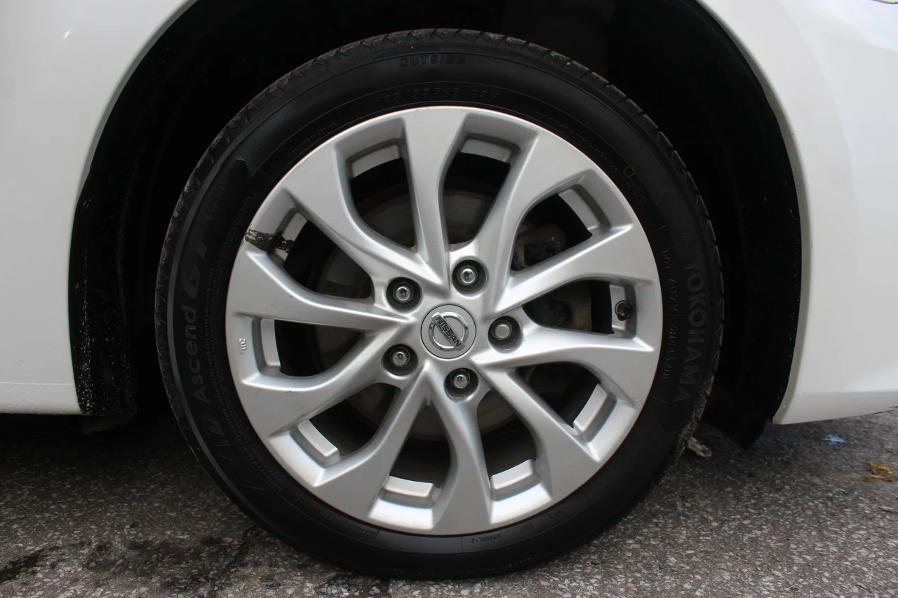 2019 Nissan Sentra SV Main Image