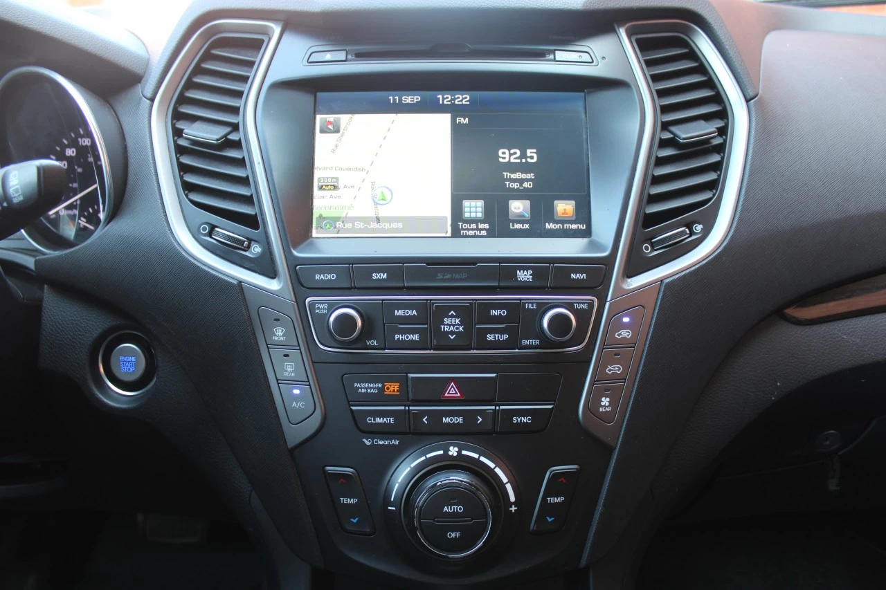 2017 Hyundai Santa Fe XL Limited Main Image