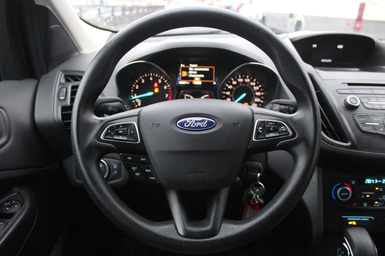 2018 Ford Escape SE Image principale