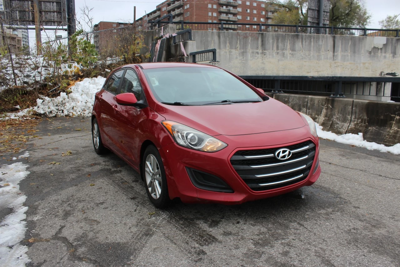 2016 Hyundai Elantra GT GL Image principale