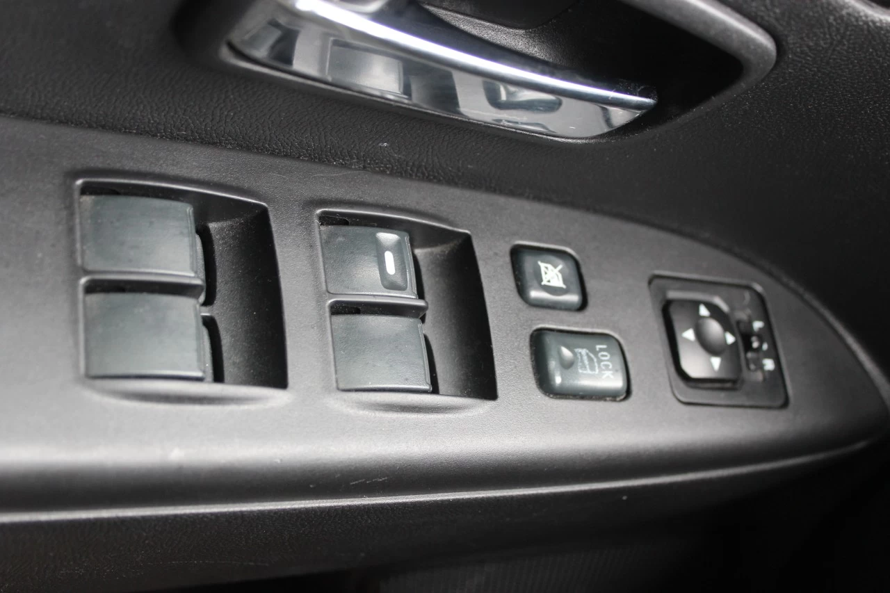 2013 Mitsubishi RVR GT Main Image