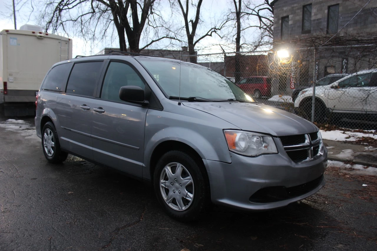 2016 Dodge Grand Caravan SXT Image principale
