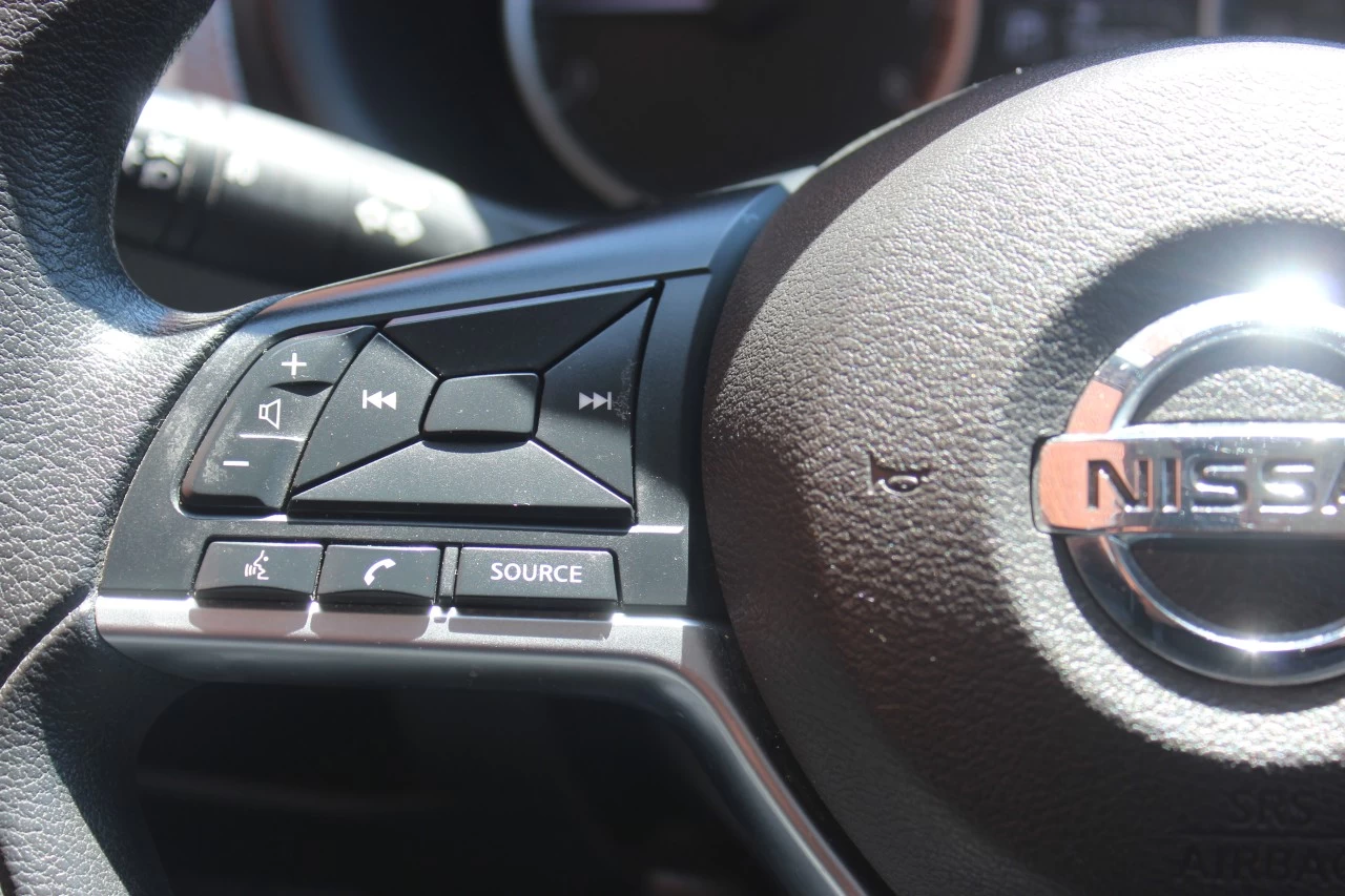 2019 Nissan Kicks S/SV/SR Main Image