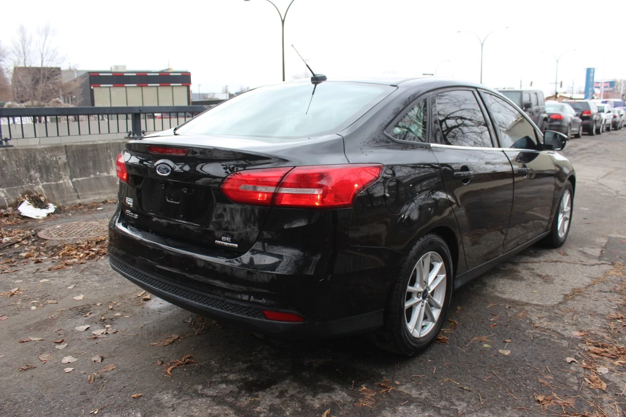 2016 Ford Focus SE Image principale