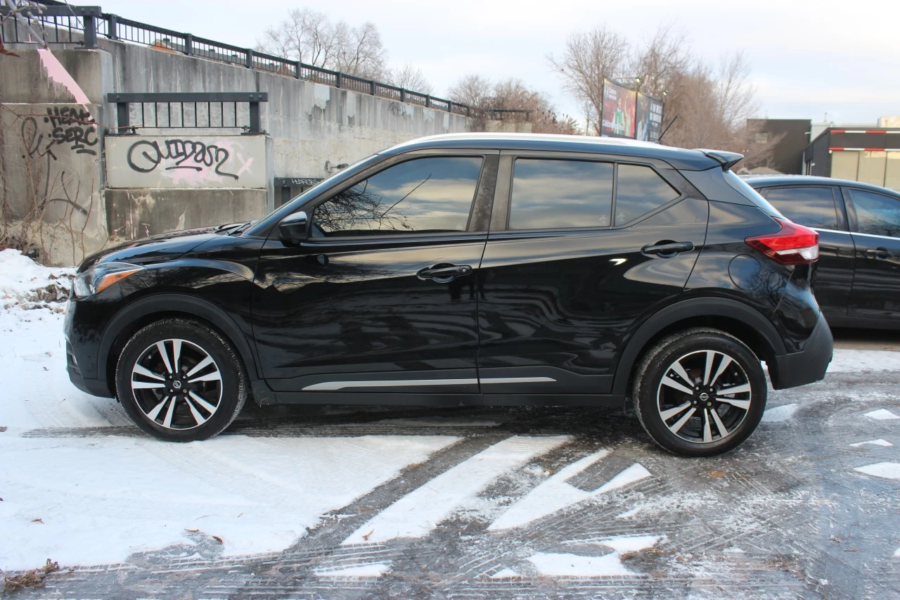 2019 Nissan Kicks SR Image principale