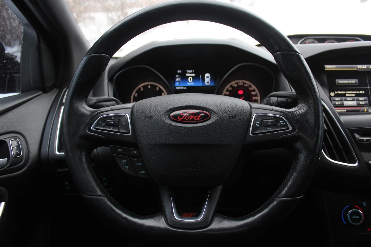 2015 Ford Focus ST Image principale