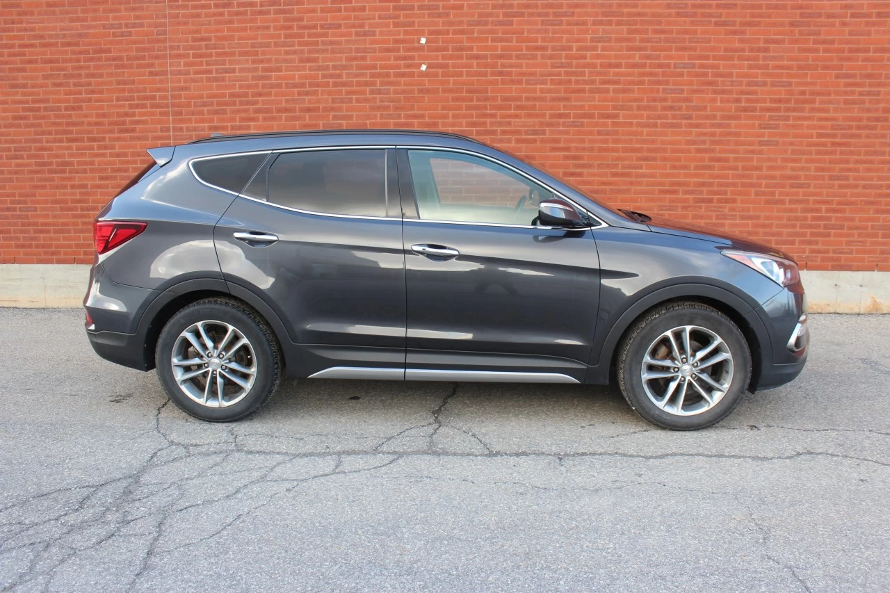 2017 Hyundai Santa Fe Sport SE Main Image