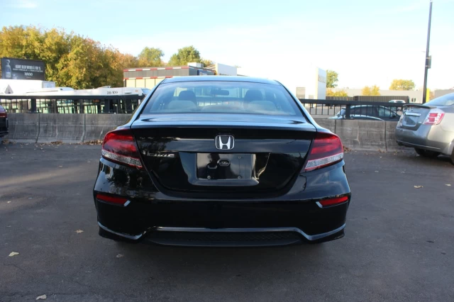 Honda Civic Coupé LX 2014