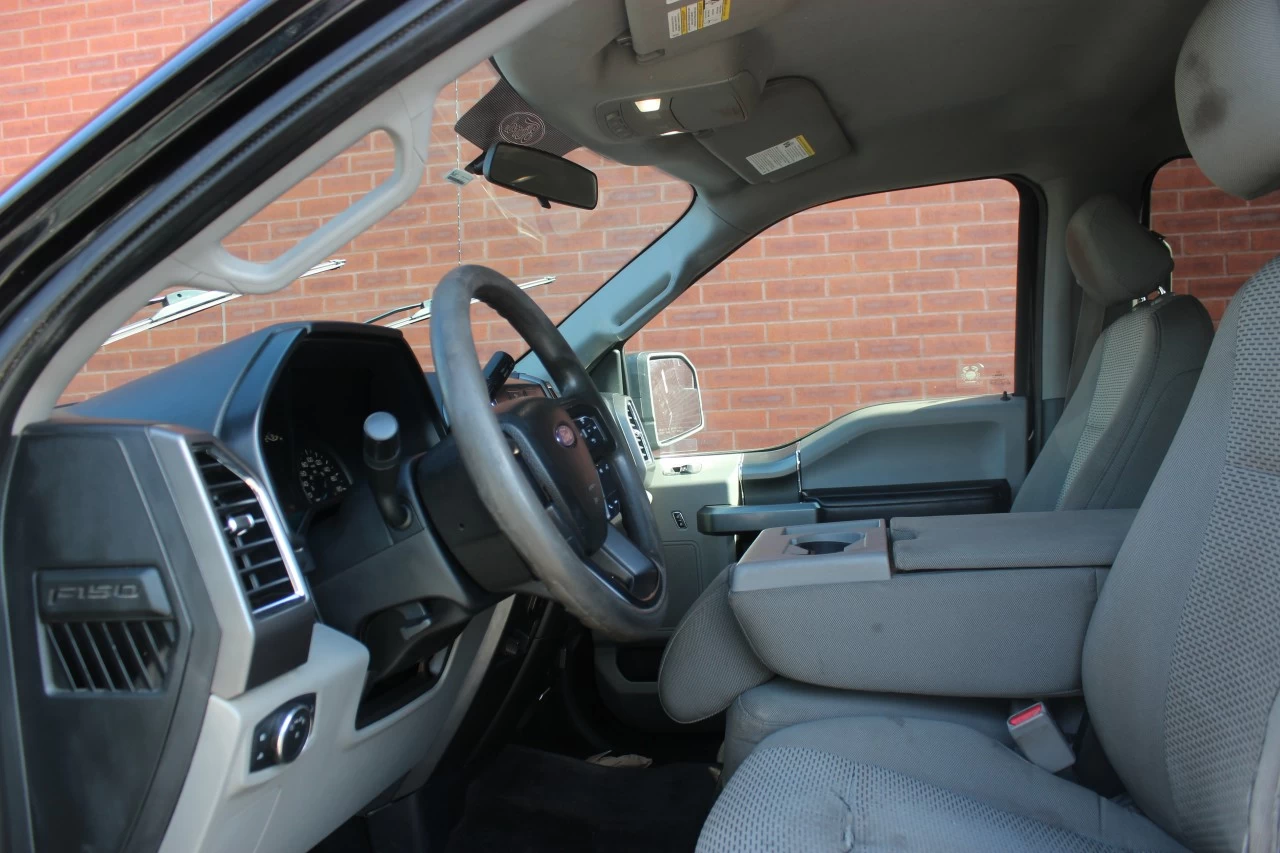 2016 Ford F-150 XLT Main Image