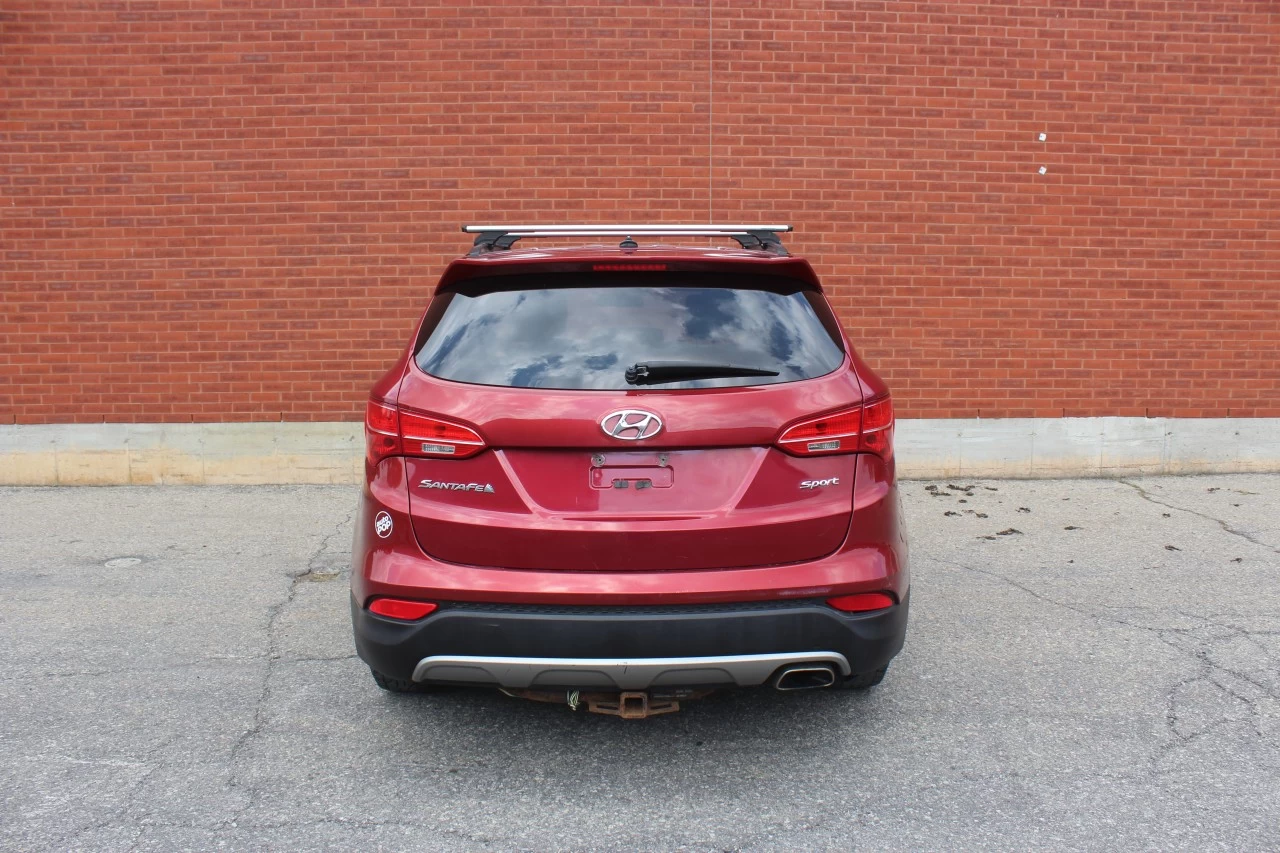 2013 Hyundai Santa Fe FWD 4dr 2.4L Auto Main Image