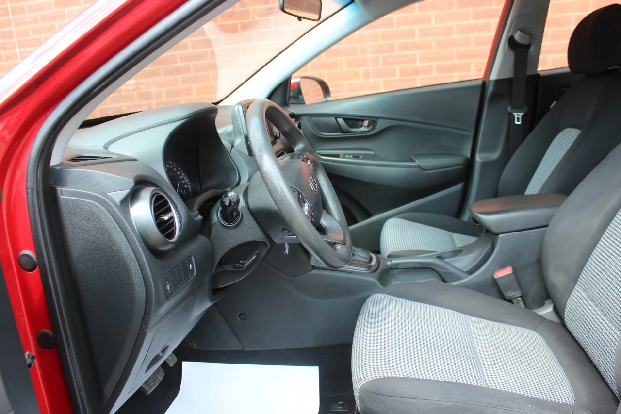 2021 Hyundai Kona Essential Main Image