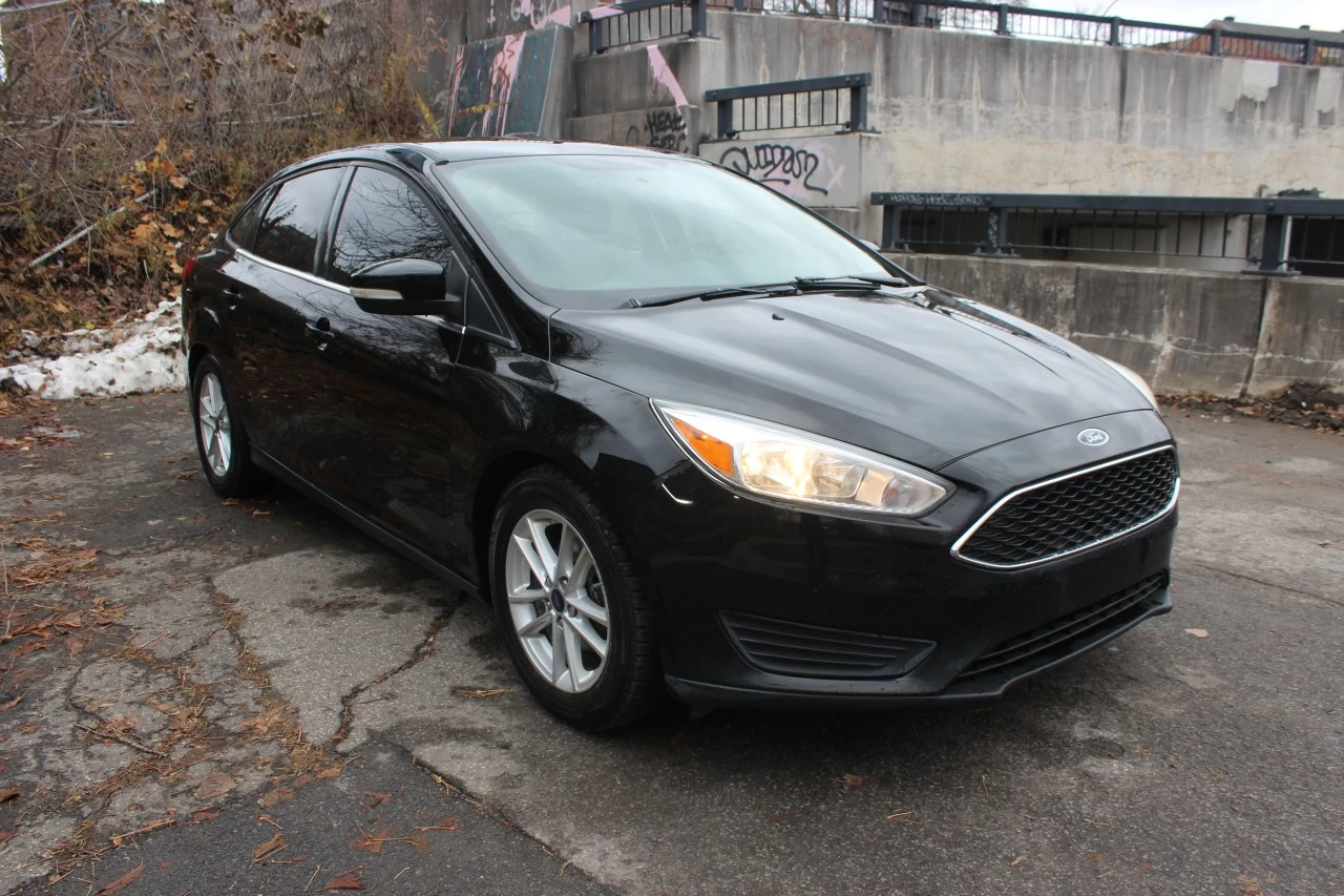 2016 Ford Focus SE Image principale