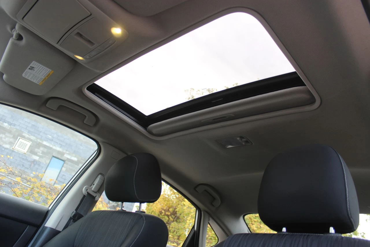 2019 Nissan Sentra SV Main Image