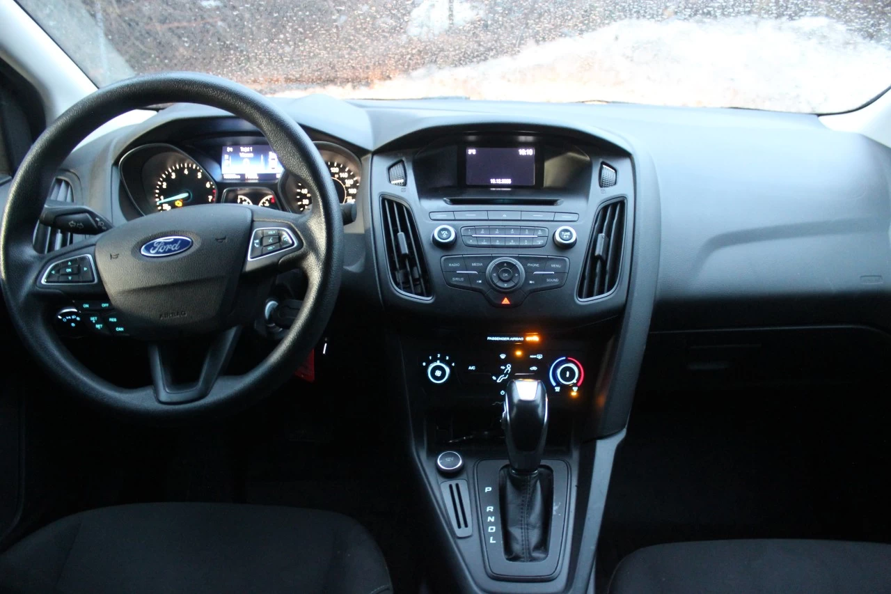 2016 Ford Focus SE Image principale