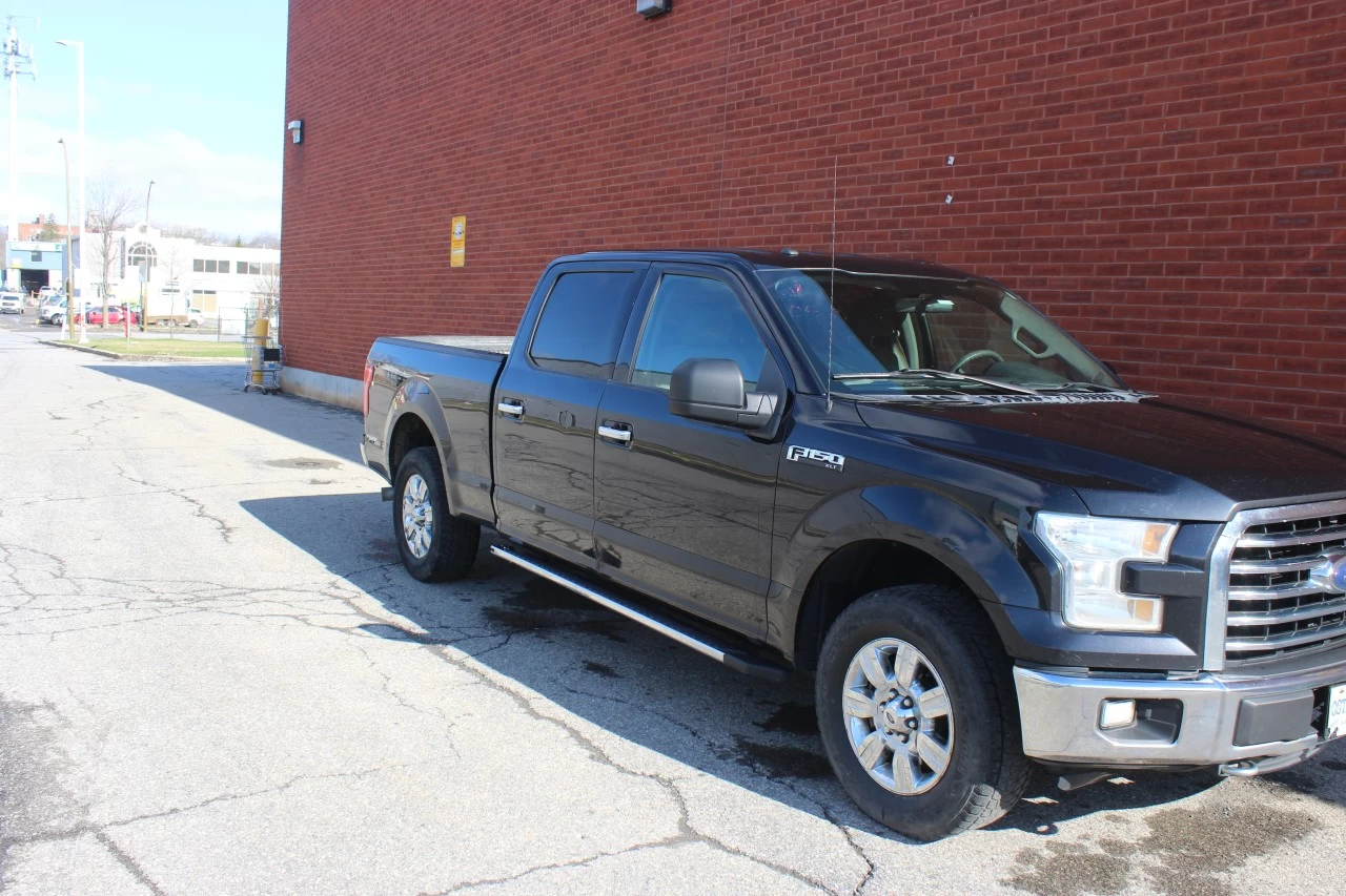 2016 Ford F-150 XLT Main Image