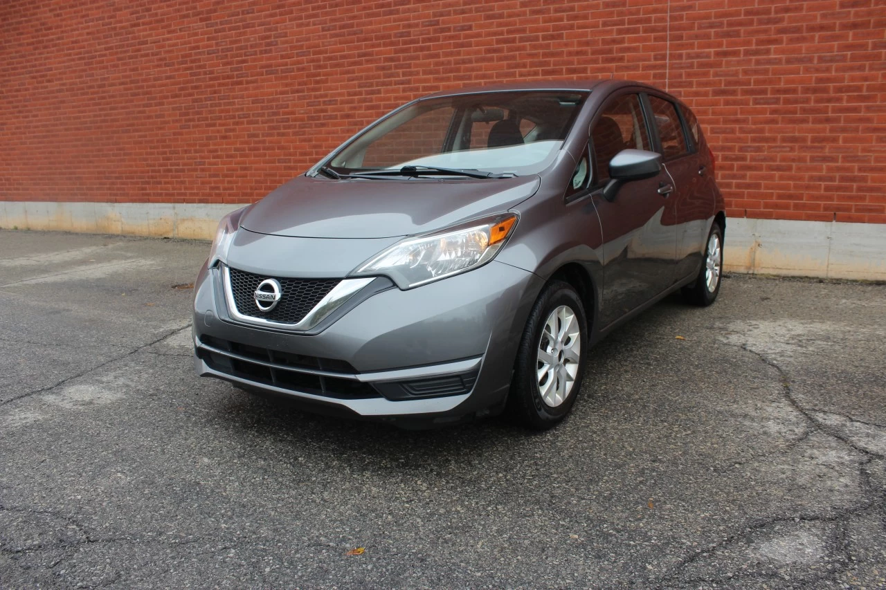 2018 Nissan Versa Note SV Image principale