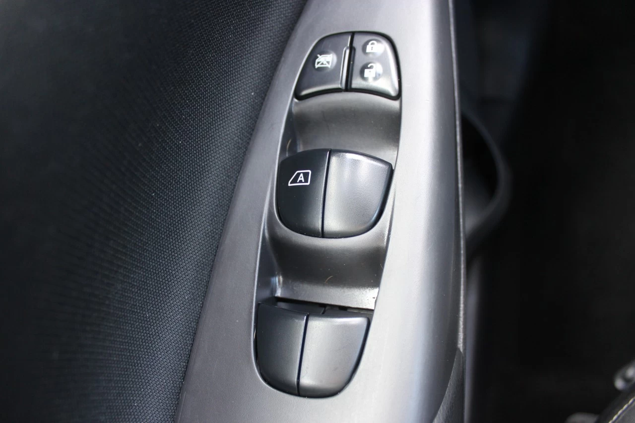 2019 Nissan Sentra SV Main Image